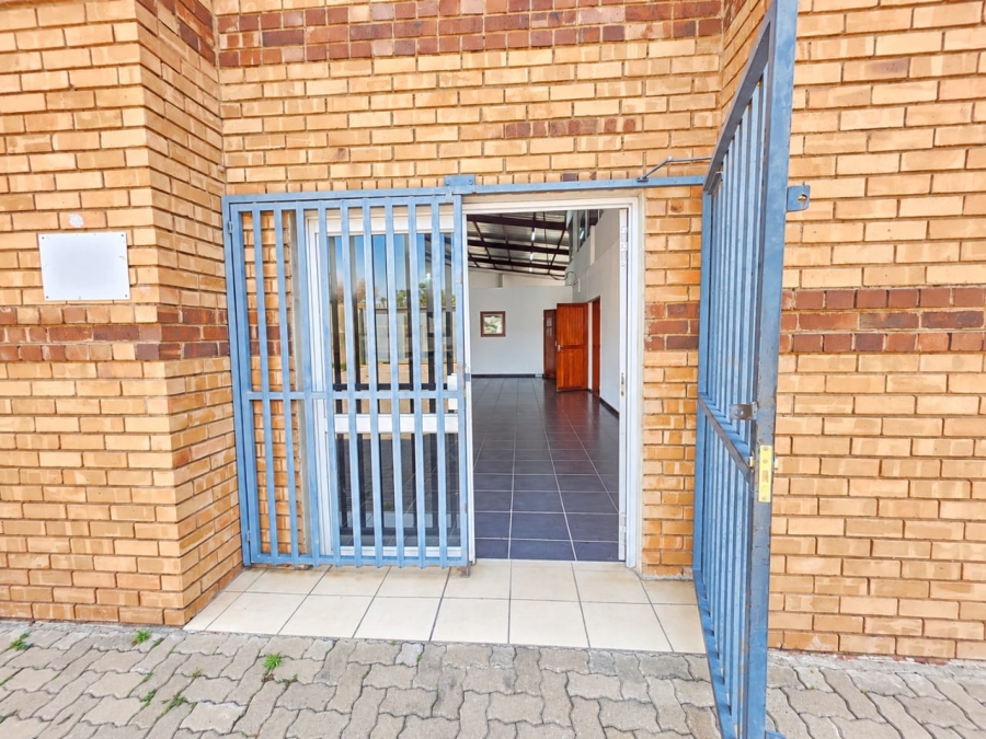 To Let Commercial Property for Rent in Ladine Limpopo