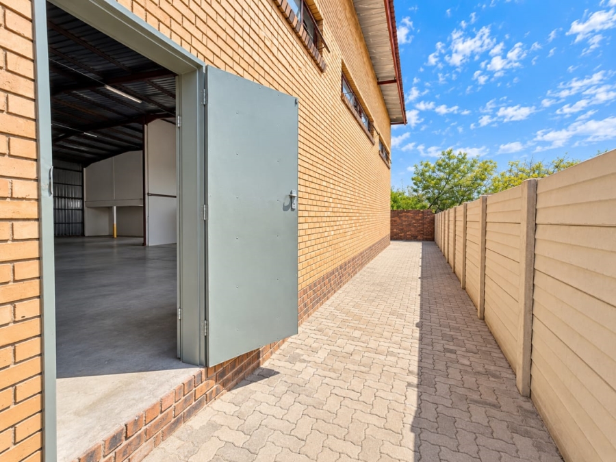 To Let Commercial Property for Rent in Ladine Limpopo