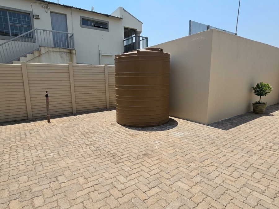To Let Commercial Property for Rent in Ladine Limpopo