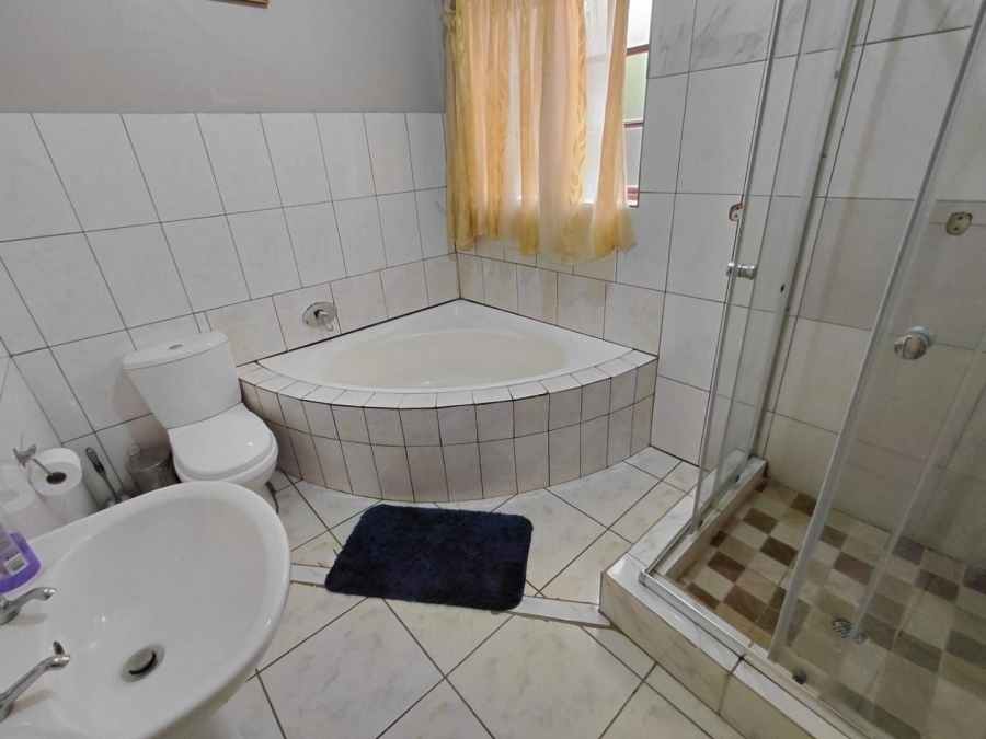 Commercial Property for Sale in Moregloed Limpopo