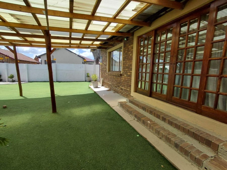 3 Bedroom Property for Sale in Bendor Limpopo