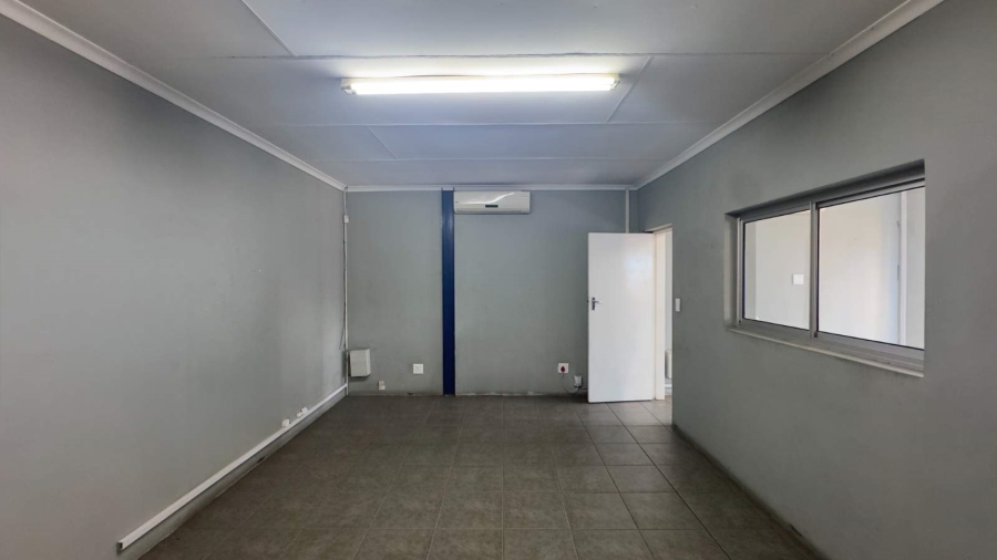 To Let Commercial Property for Rent in Futura Industrial Limpopo