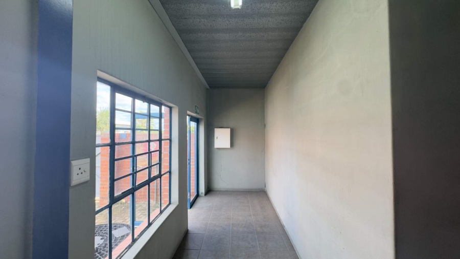 To Let Commercial Property for Rent in Futura Industrial Limpopo