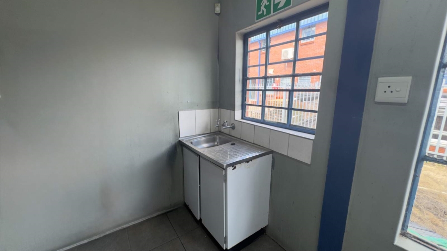 To Let Commercial Property for Rent in Futura Industrial Limpopo
