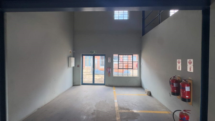 To Let Commercial Property for Rent in Futura Industrial Limpopo