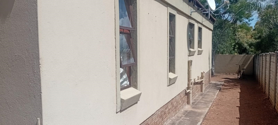 To Let 3 Bedroom Property for Rent in Bendor Limpopo