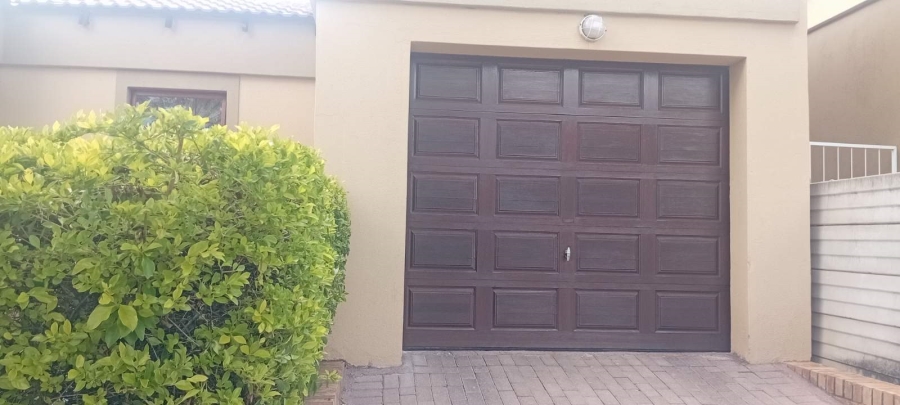 To Let 3 Bedroom Property for Rent in Bendor Limpopo