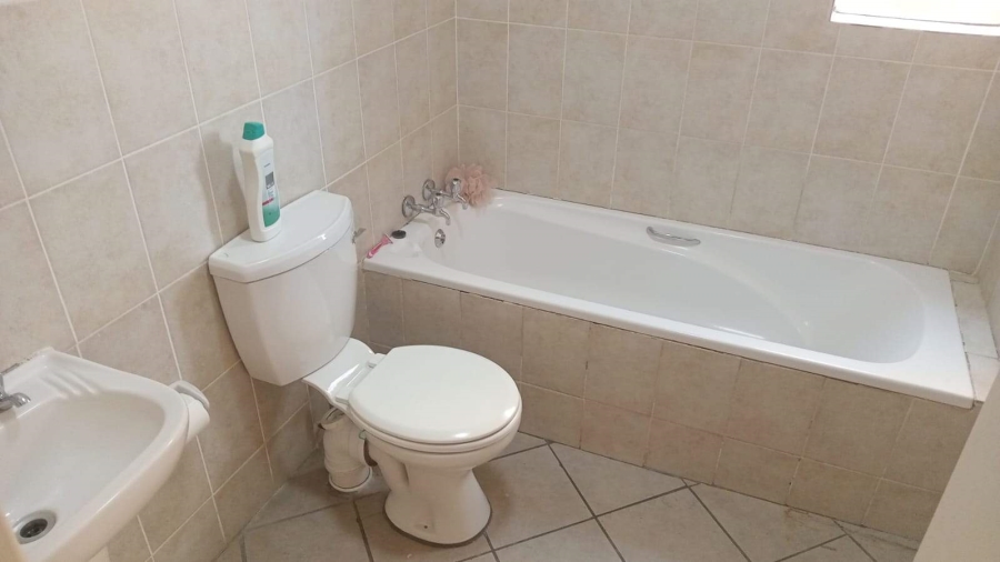 To Let 3 Bedroom Property for Rent in Bendor Limpopo