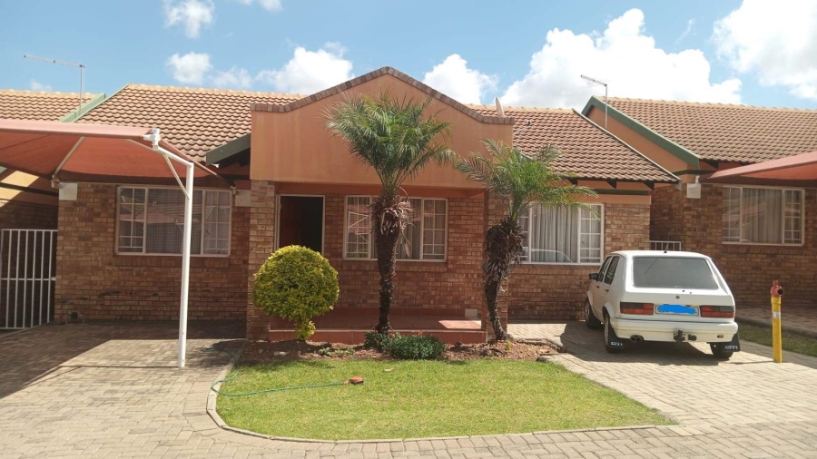 To Let 3 Bedroom Property for Rent in Bendor Limpopo