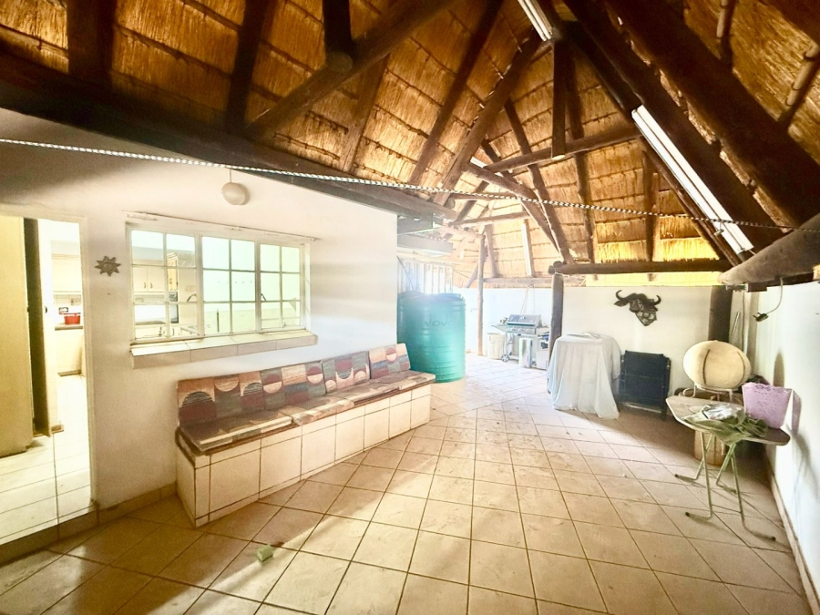 3 Bedroom Property for Sale in Kameeldoringpark Limpopo