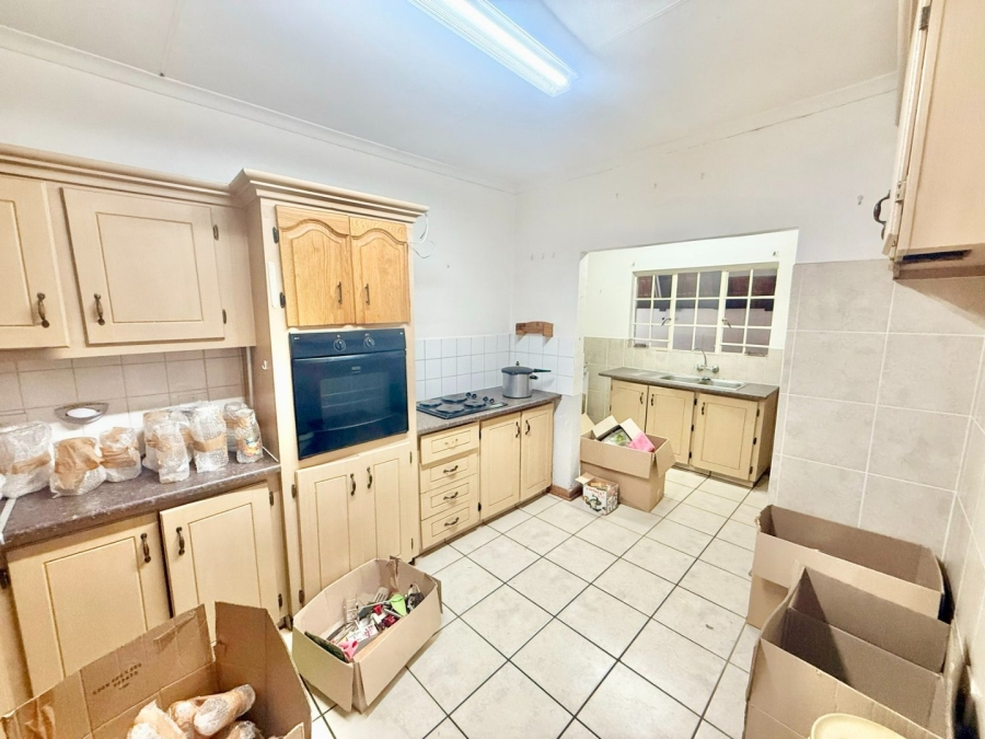 3 Bedroom Property for Sale in Kameeldoringpark Limpopo