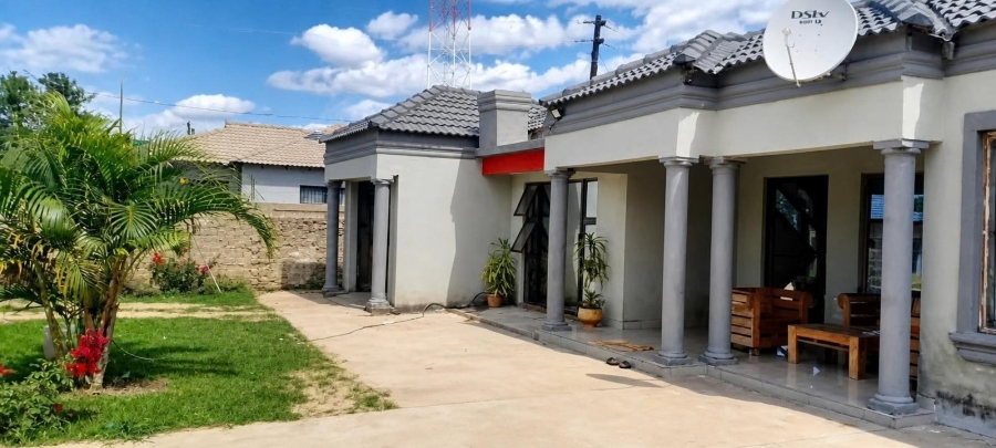 3 Bedroom Property for Sale in Nkowankowa Limpopo