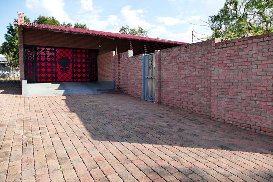 3 Bedroom Property for Sale in Bendor Limpopo