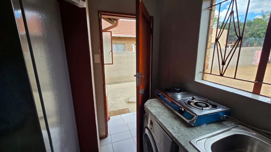 1 Bedroom Property for Sale in Ivy Park Limpopo