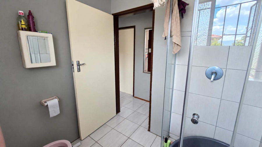 1 Bedroom Property for Sale in Ivy Park Limpopo