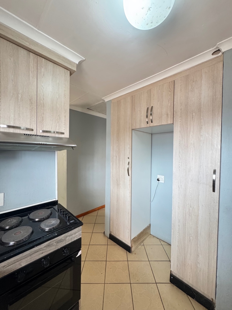 To Let 3 Bedroom Property for Rent in Lesedi Park Limpopo