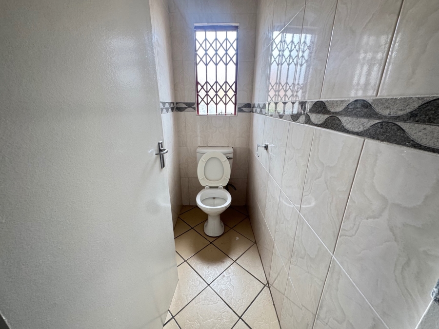 To Let 3 Bedroom Property for Rent in Lesedi Park Limpopo