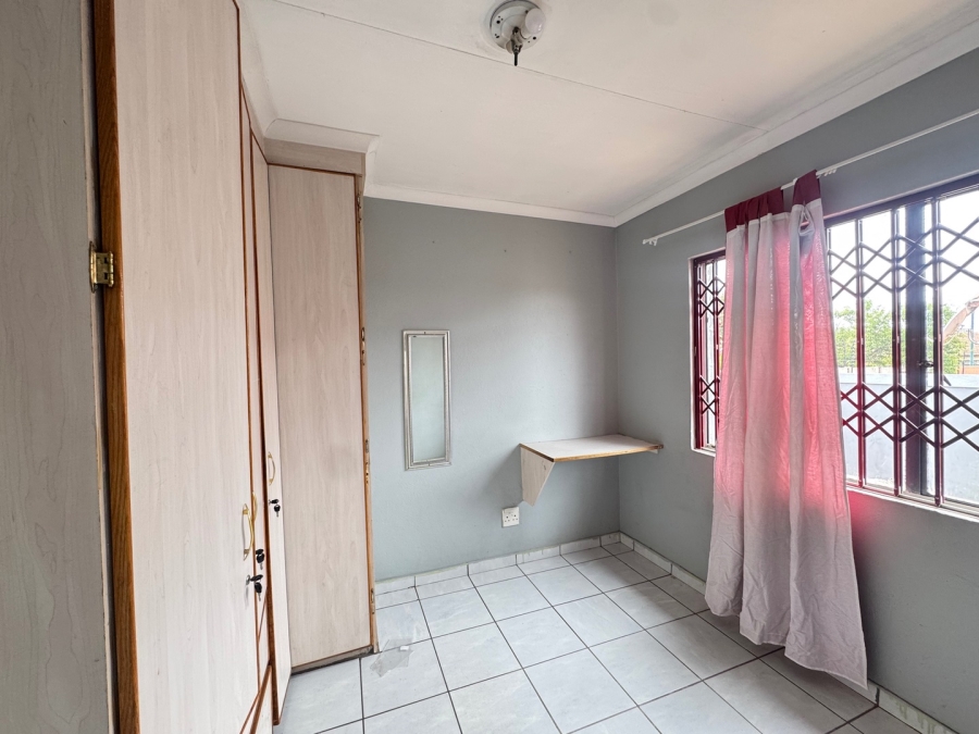 To Let 3 Bedroom Property for Rent in Lesedi Park Limpopo