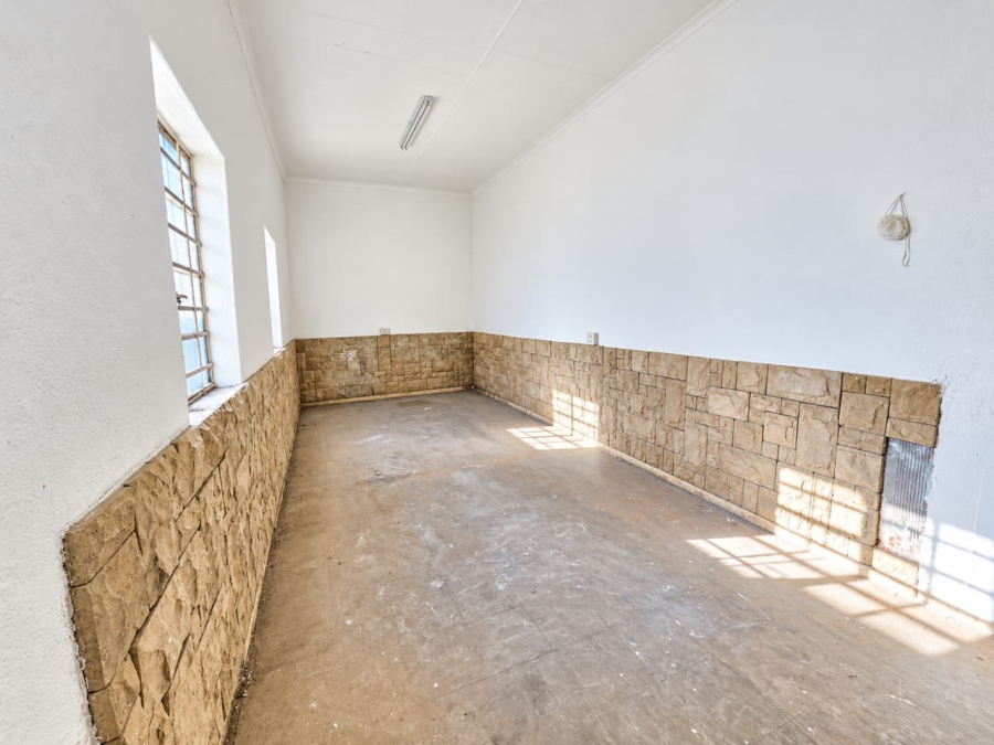 To Let Commercial Property for Rent in Polokwane Central Limpopo