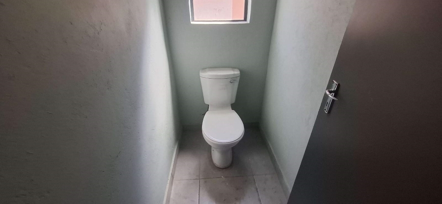 To Let Commercial Property for Rent in Magna Via Industrial Limpopo