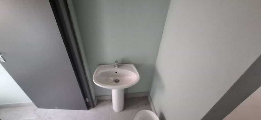 To Let Commercial Property for Rent in Magna Via Industrial Limpopo