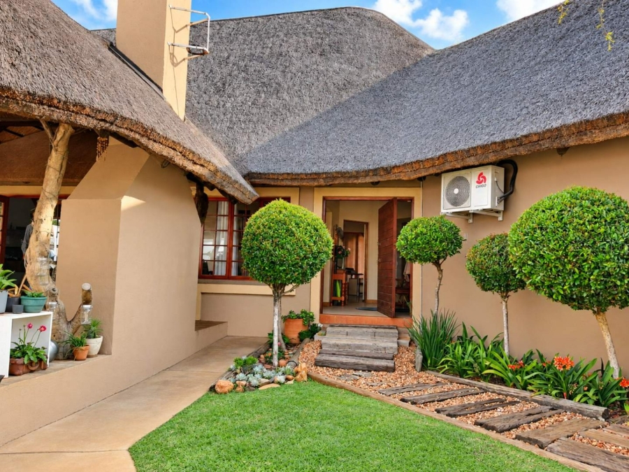 4 Bedroom Property for Sale in Silwerkruin Limpopo