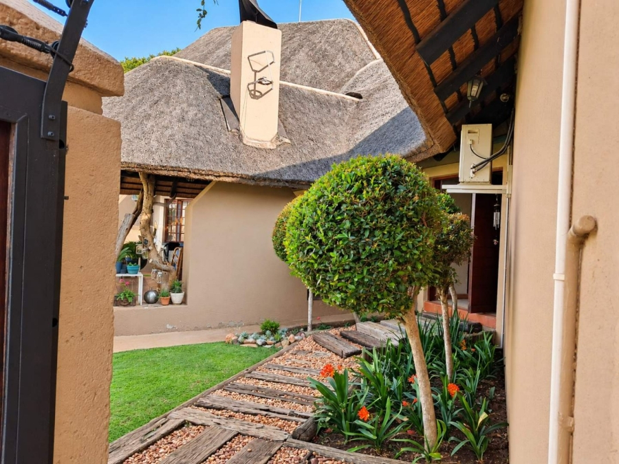 4 Bedroom Property for Sale in Silwerkruin Limpopo