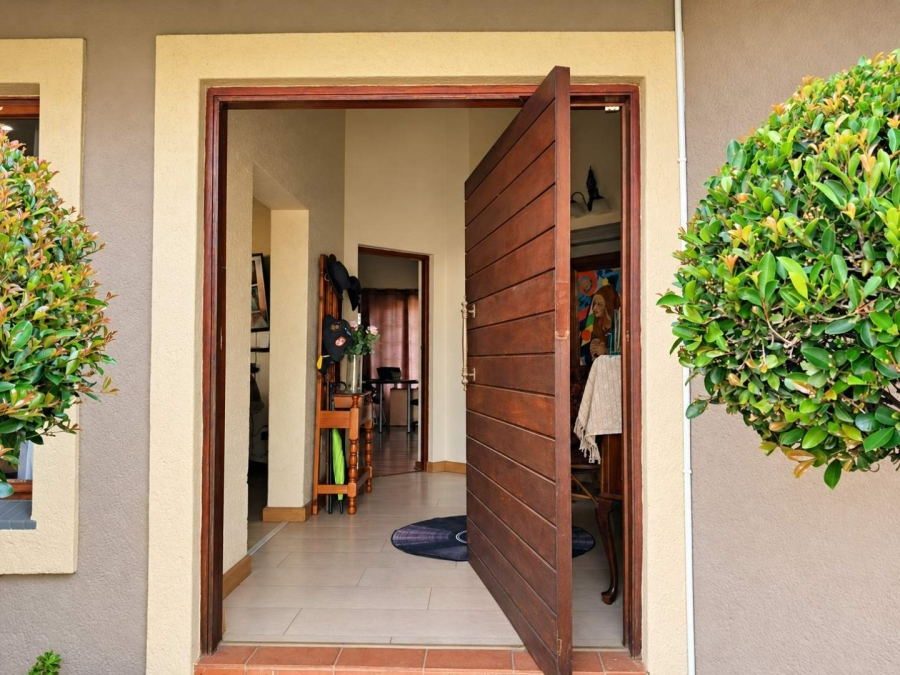 4 Bedroom Property for Sale in Silwerkruin Limpopo