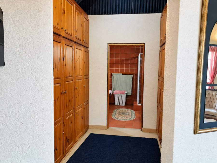 4 Bedroom Property for Sale in Silwerkruin Limpopo