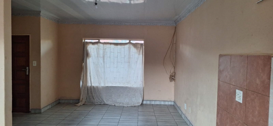 2 Bedroom Property for Sale in Chroompark Limpopo