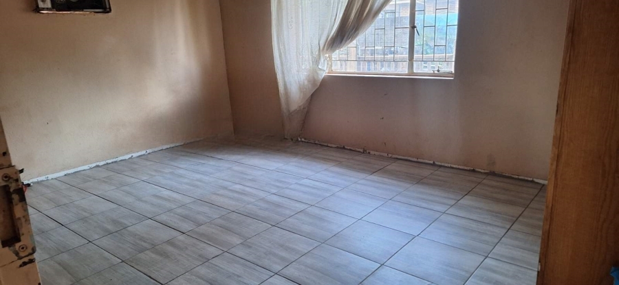 2 Bedroom Property for Sale in Chroompark Limpopo