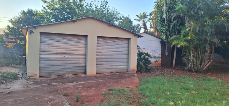 2 Bedroom Property for Sale in Chroompark Limpopo
