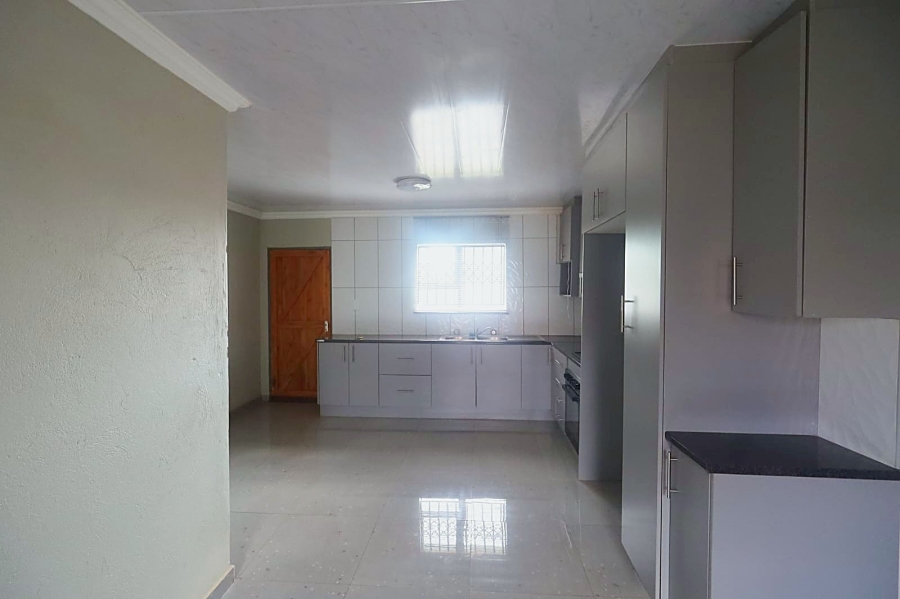 To Let 3 Bedroom Property for Rent in Bendor Limpopo