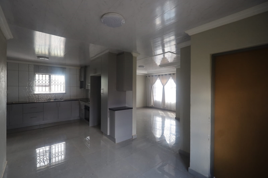 To Let 3 Bedroom Property for Rent in Bendor Limpopo