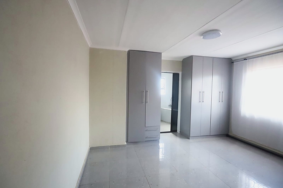 To Let 3 Bedroom Property for Rent in Bendor Limpopo