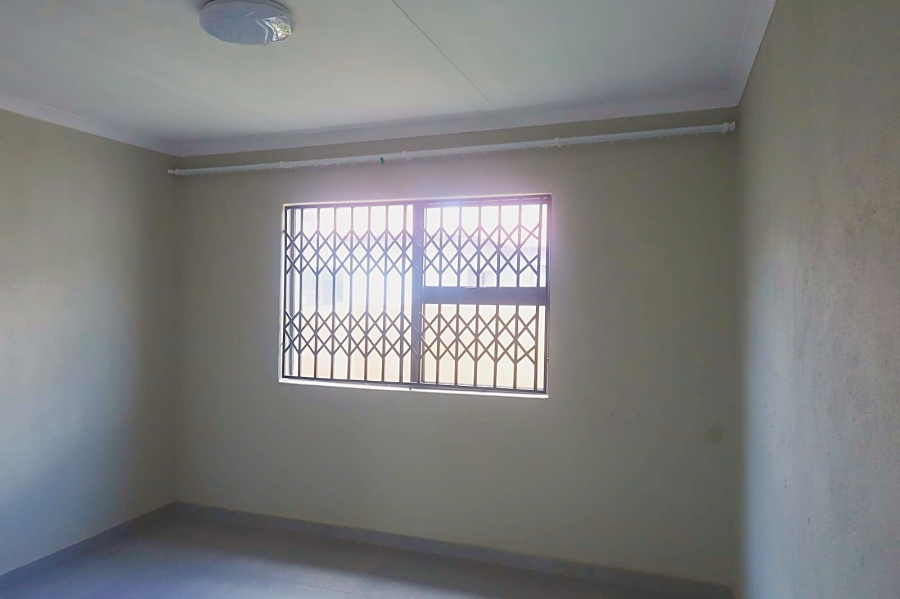 To Let 3 Bedroom Property for Rent in Bendor Limpopo