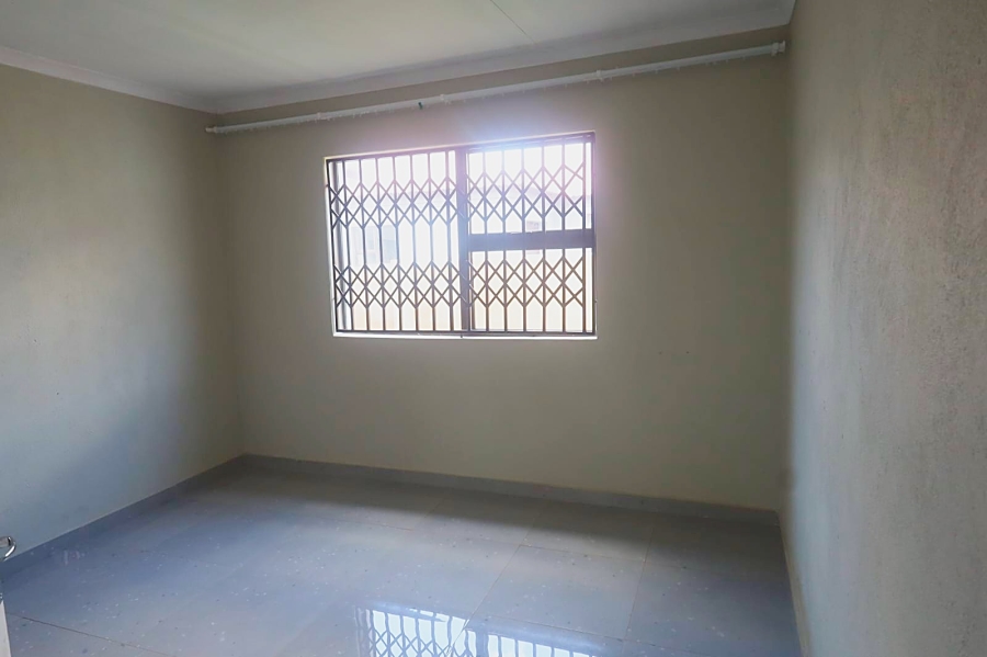 To Let 3 Bedroom Property for Rent in Bendor Limpopo