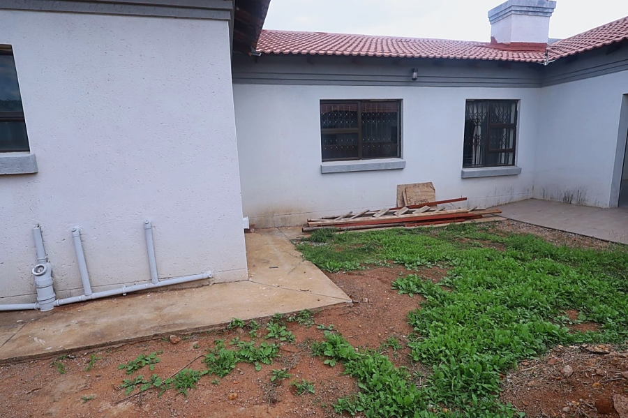 To Let 3 Bedroom Property for Rent in Bendor Limpopo
