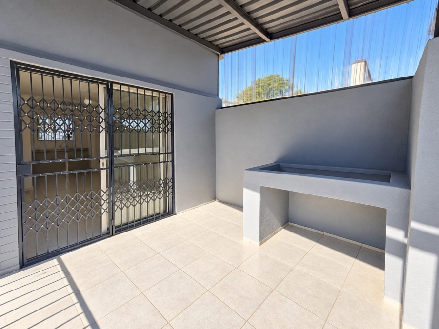 To Let Commercial Property for Rent in Hospitaalpark Limpopo