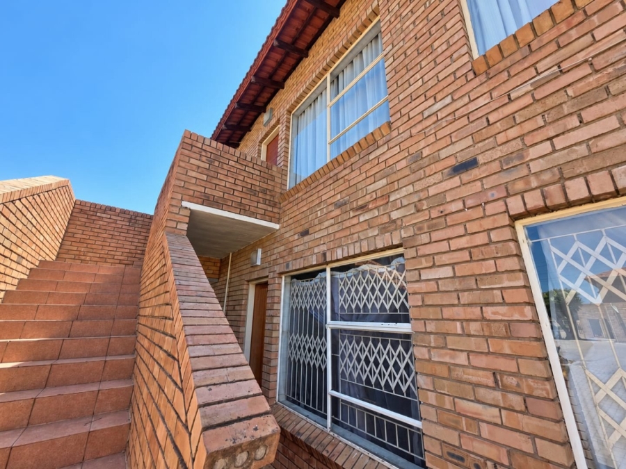 To Let 3 Bedroom Property for Rent in Annadale Limpopo