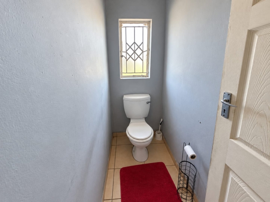 To Let 3 Bedroom Property for Rent in Annadale Limpopo