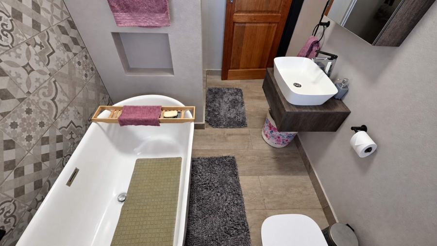 4 Bedroom Property for Sale in Silwerkruin Limpopo