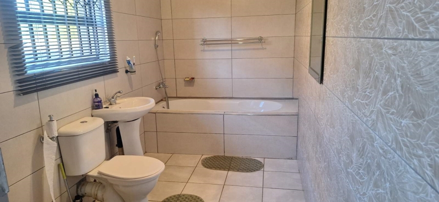 4 Bedroom Property for Sale in Chroompark Limpopo