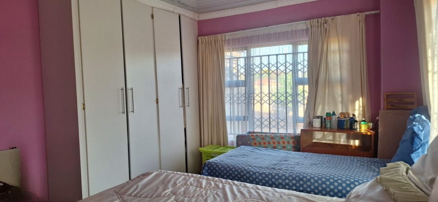 4 Bedroom Property for Sale in Chroompark Limpopo