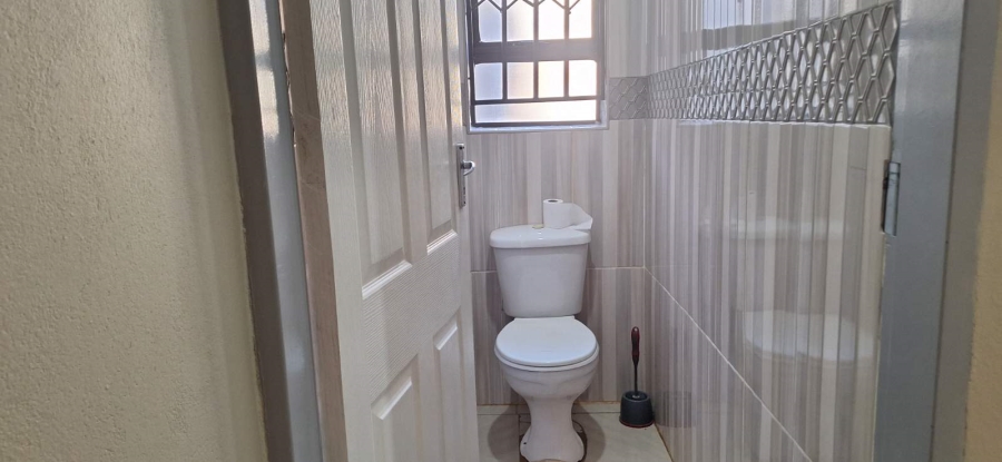 4 Bedroom Property for Sale in Chroompark Limpopo
