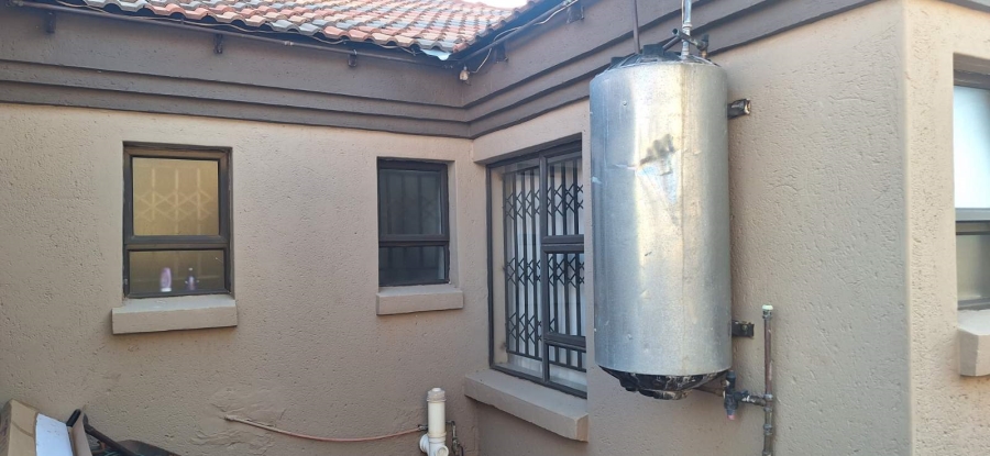 4 Bedroom Property for Sale in Chroompark Limpopo