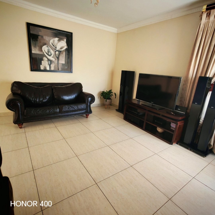 To Let 4 Bedroom Property for Rent in North View Estate Limpopo