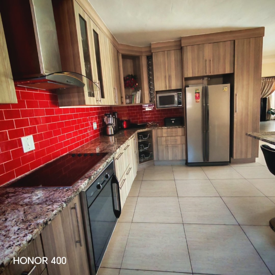 To Let 4 Bedroom Property for Rent in North View Estate Limpopo