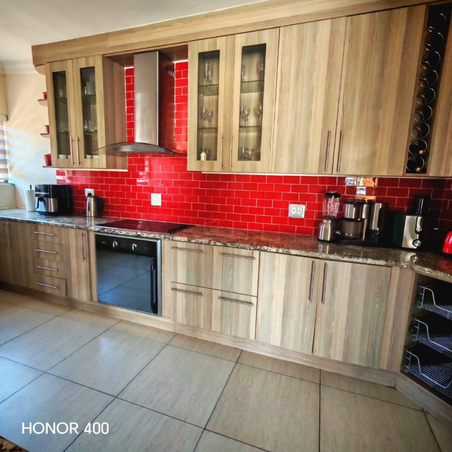 To Let 4 Bedroom Property for Rent in North View Estate Limpopo