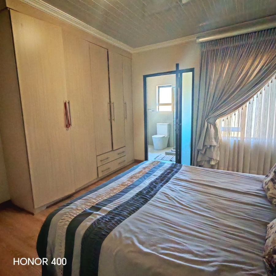 To Let 4 Bedroom Property for Rent in North View Estate Limpopo
